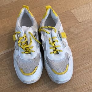 Worn a handful of time trendy sneakers